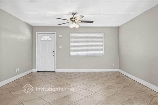 Building Photo - 7005 N 76th Dr