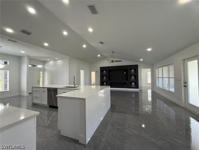 Foto del edificio - 4000 NE 9th Ave