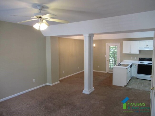 Building Photo - 118 Huntress Dr.