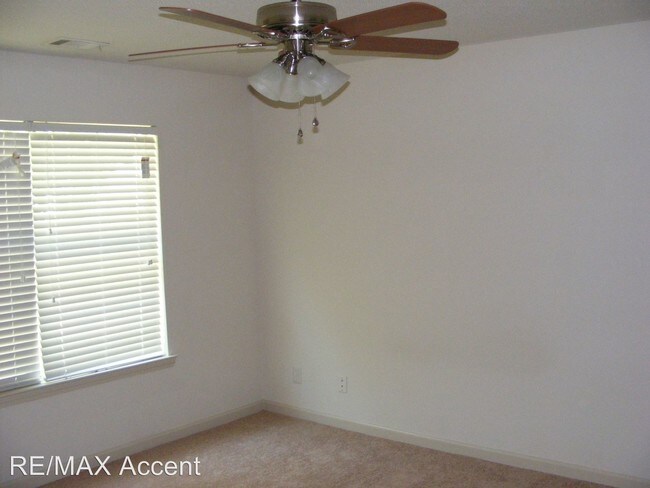 Building Photo - 3 br, 2 bath House - 2005 Rushing Street