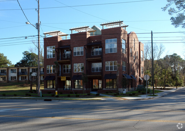 Foto del edificio - Forest Hills Lofts