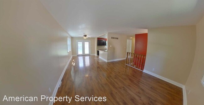 Building Photo - 3 br, 3 bath House - 104 Drake Dr.