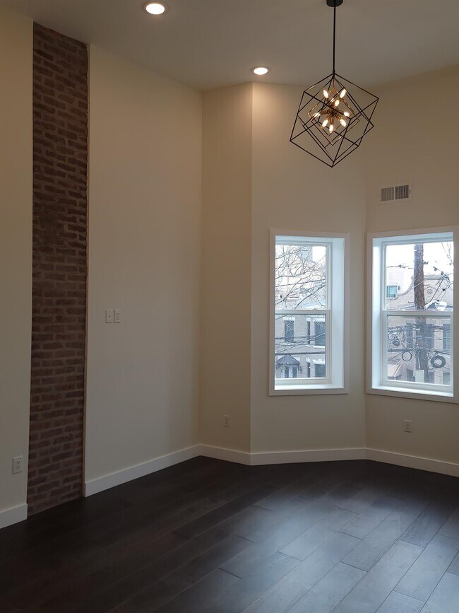 Foto del edificio - 431 Gregory Ave