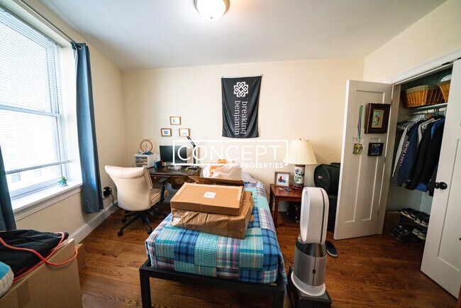 Foto del edificio - 493 Commonwealth Ave