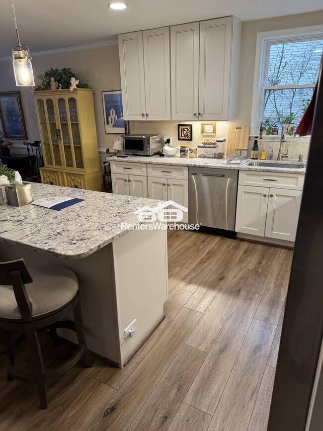 Foto del edificio - 930 Riversedge Cir