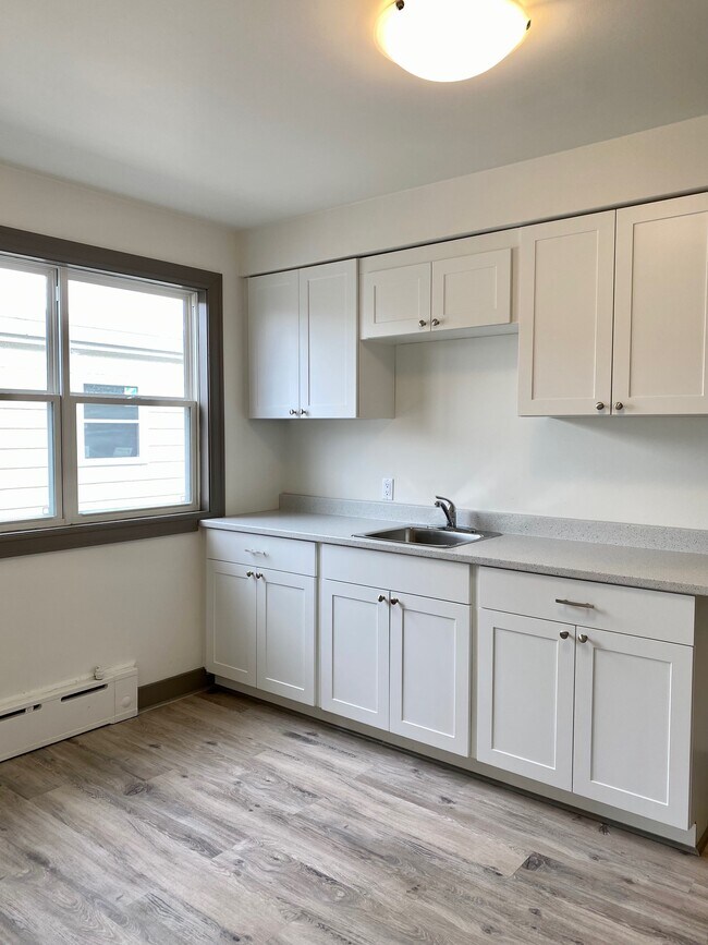 Photo du bâtiment - 5824 Macara Street