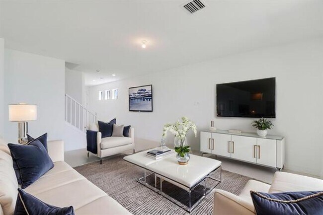 Building Photo - 10362 Northbrook Cir