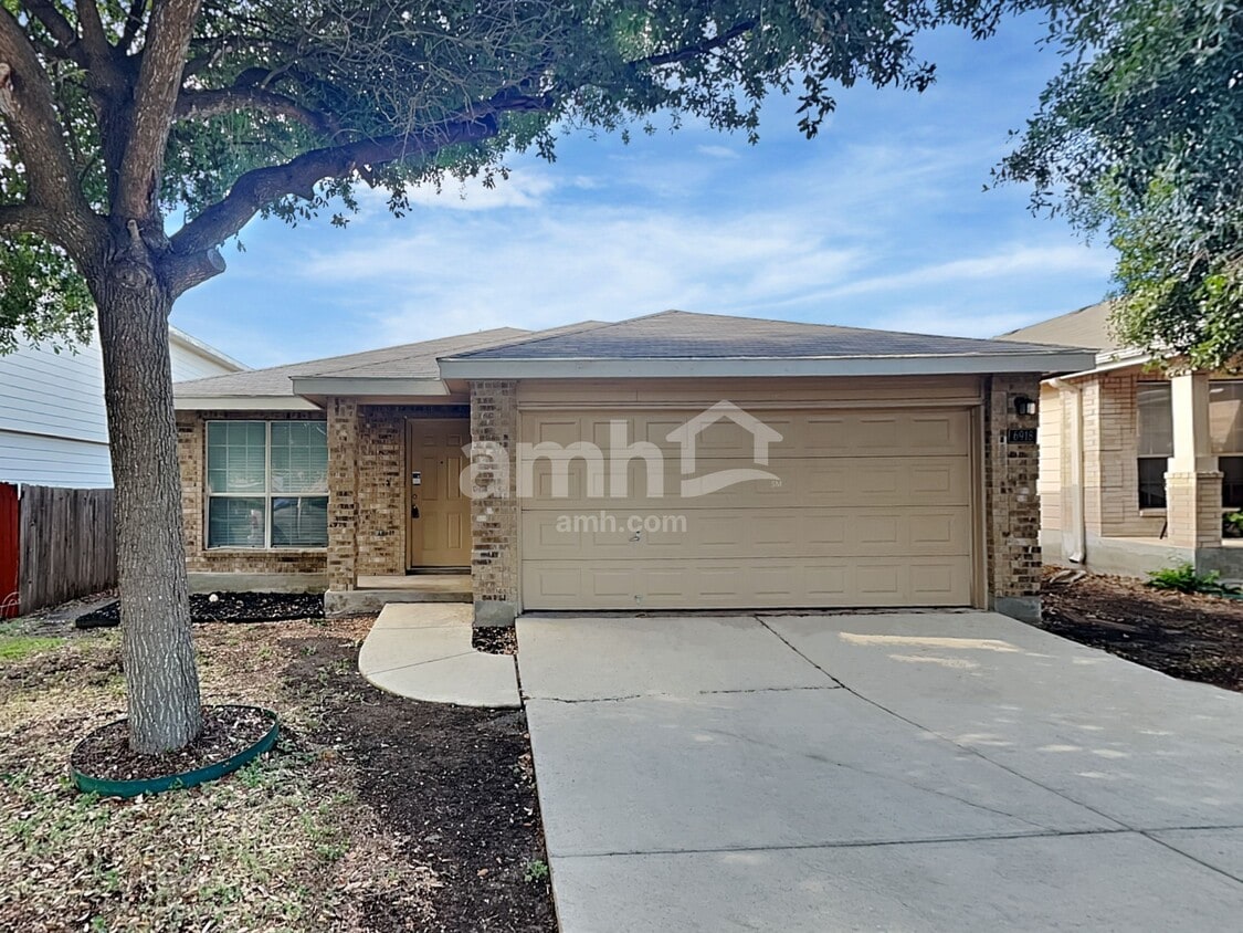 Foto principal - 6918 Shelbyville Ct
