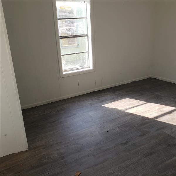 Foto del edificio - 705 Carron St