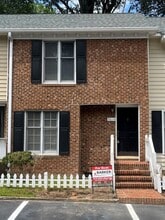 Building Photo - 3614 Plumbridge Ct