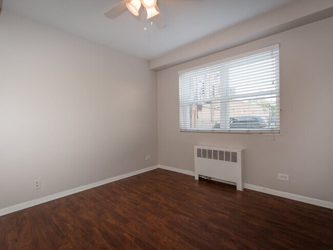 Foto del edificio - 7539 N Bell Ave