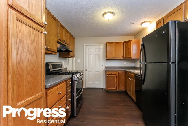 Building Photo - 4447 Robertson Blvd