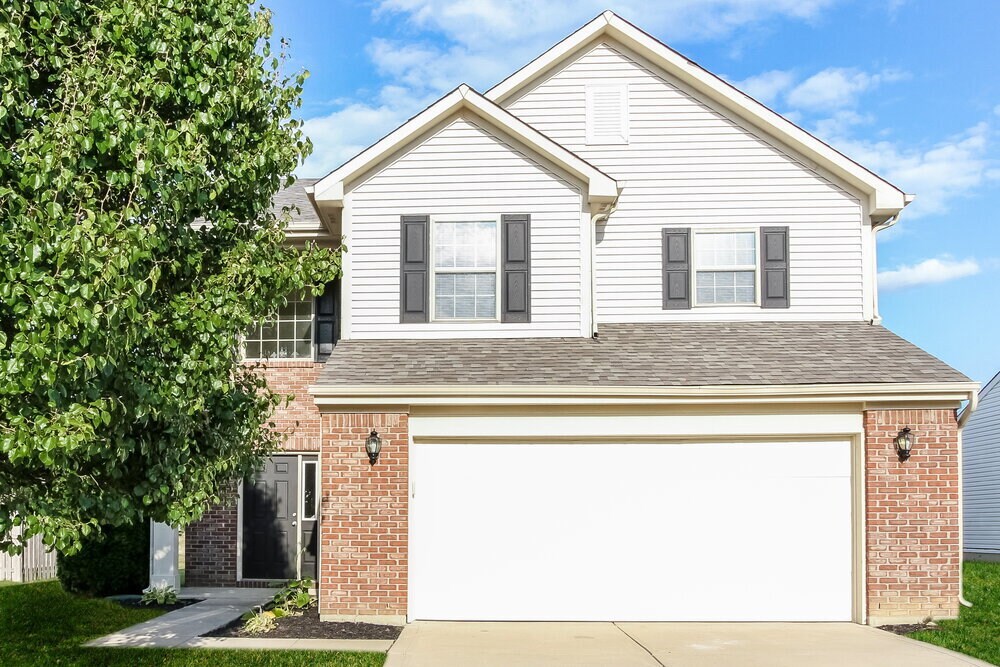 Foto principal - 12971 Quarterback Ln