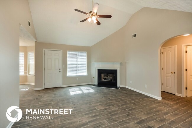 Foto del edificio - 5080 Towne Park Dr