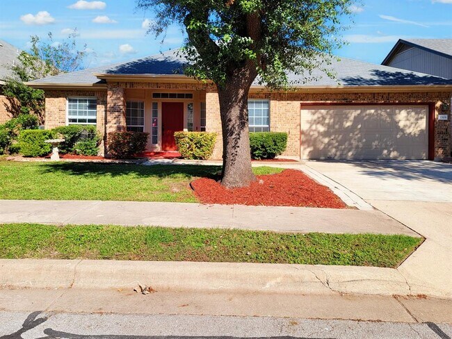 Building Photo - 1508 Natural Bridge Ln
