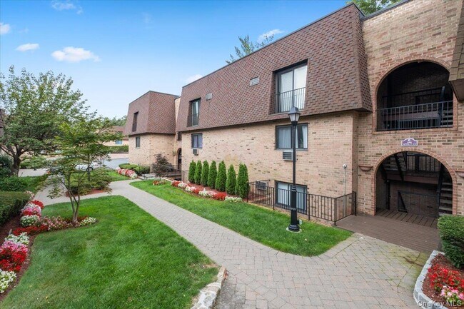 Foto del edificio - 356 Central Park Ave