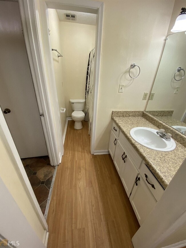 Foto del edificio - 1222 Myrtle St