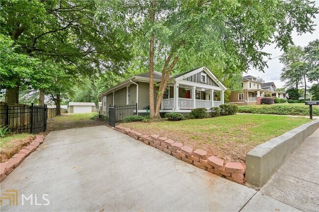 Building Photo - 3352 Harrison Rd