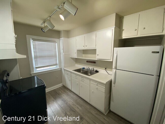 Building Photo - 2 br, 1 bath House - 3043 Bon Air Ave.