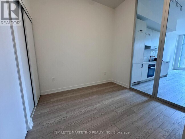 Building Photo - 1-111 Kyle Lowry Rd