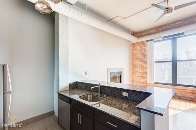 Foto del edificio - 3105 N Sheffield Ave