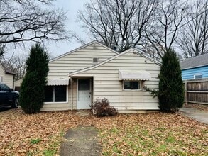 Building Photo - 1062 Merton Ave