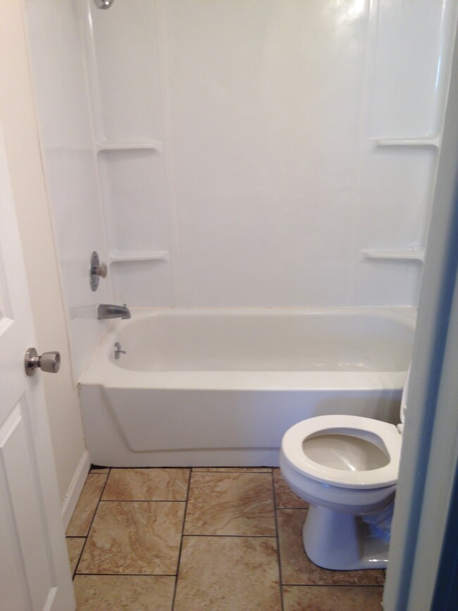 Foto del edificio - 1609 Valley Rd