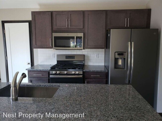 Foto del edificio - 3 br, 3 bath House - 610 Riley Lane
