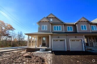Building Photo - 7776 White Pine Cres