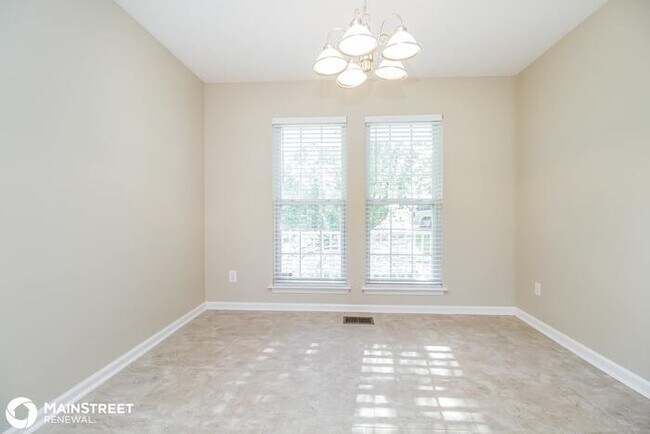 Building Photo - 102 Longview Dr, Goodlettsville, TN 37072