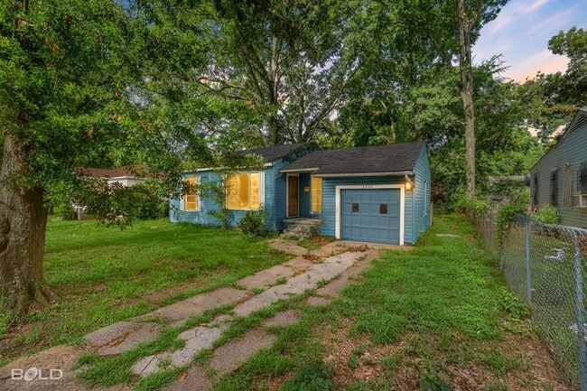 Building Photo - 5350 Bienville Ave