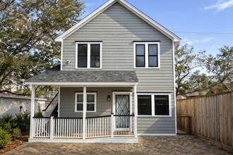 Building Photo - 516 Heights Blvd