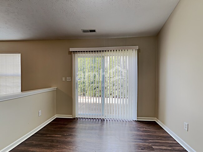 Building Photo - 1292 Birchwood Way