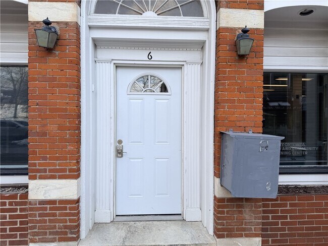 Foto del edificio - 6 Dietz St