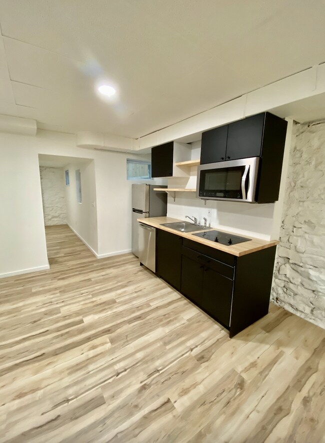 Foto del edificio - 1715 Locust St