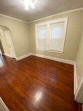 Building Photo - 801 23rd Ave N