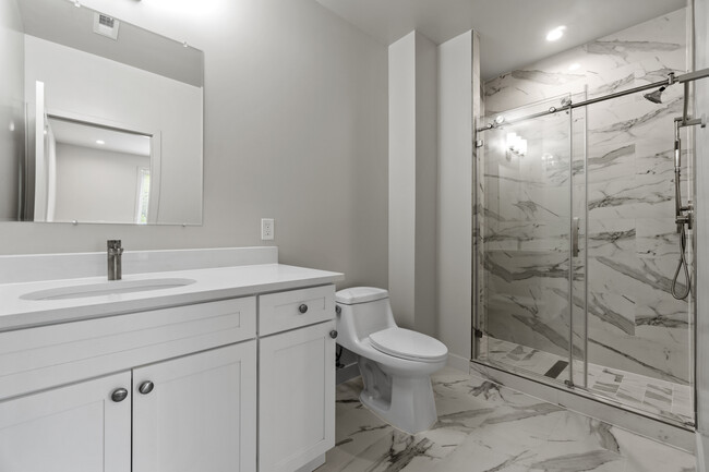 Foto del edificio - 1735 28th Street SE