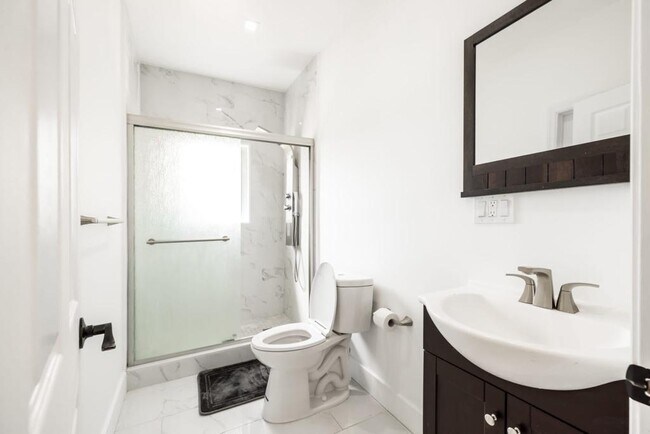 Foto del edificio - 2135 SW 4th St