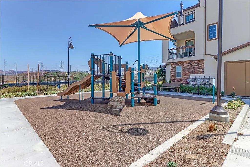 Foto del edificio - 114 Lugo Ln