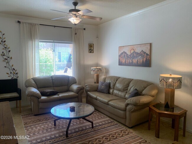 Foto del edificio - 7050 E Sunrise Dr