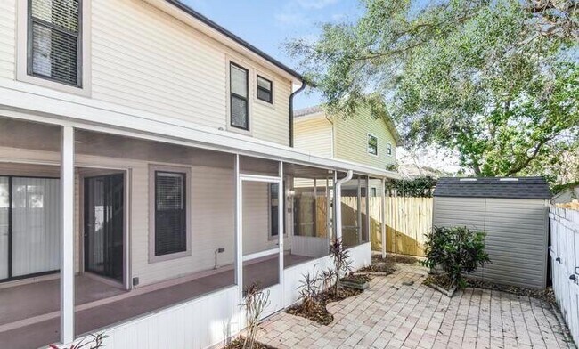 Building Photo - 3556 Raintree Way