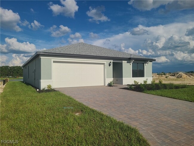 Building Photo - 1023 Caloosa Breeze Dr
