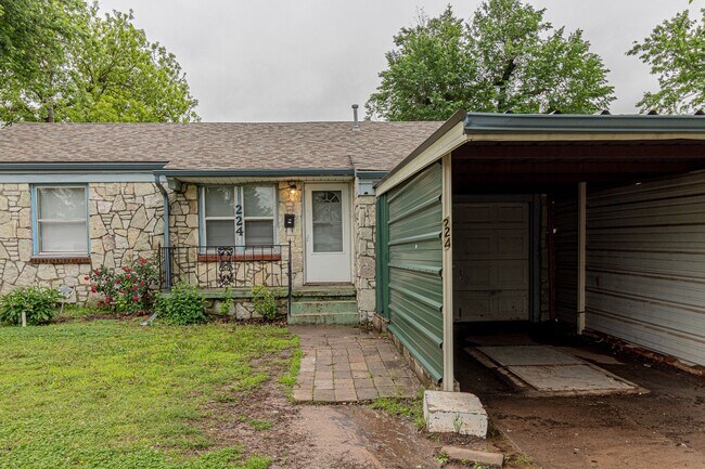 Foto del edificio - 3 Bed 1 Bath in Midwest City!
