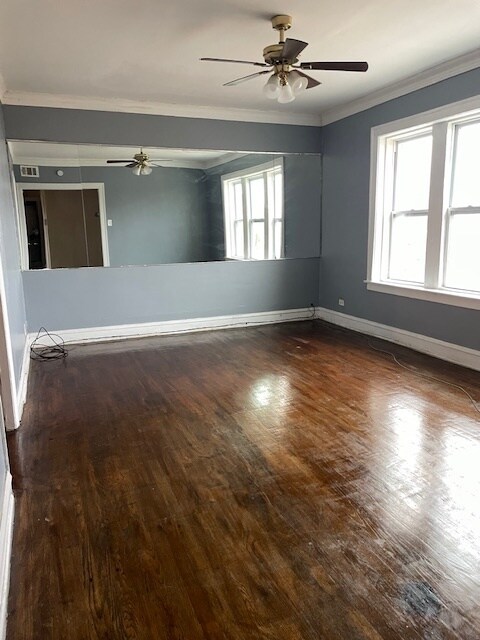 Primary Photo - 1818 W 78th St