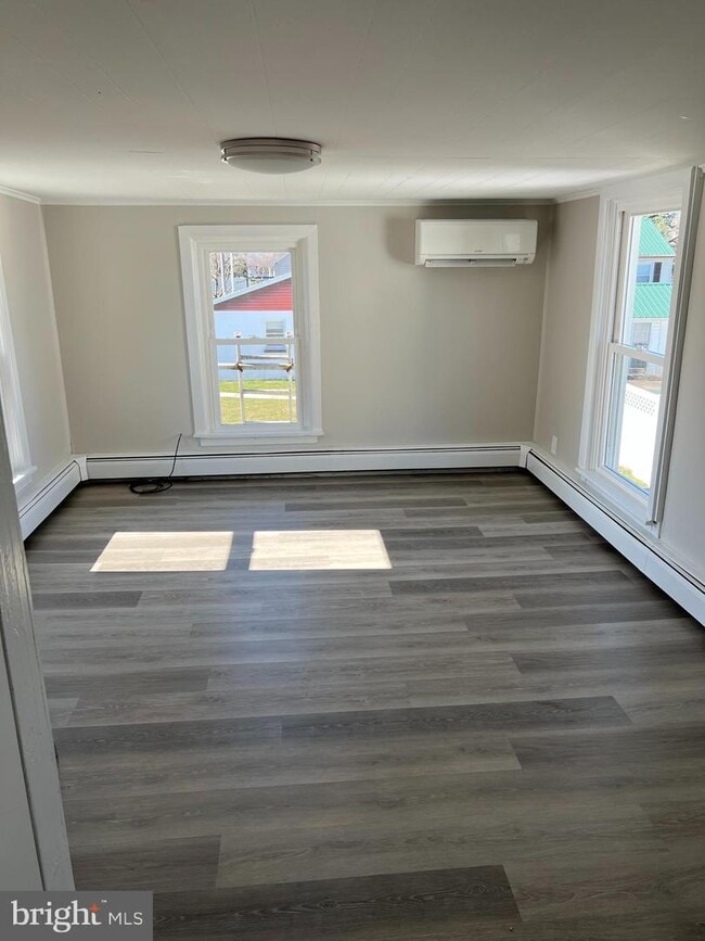 36 Hockersville Rd Unit APARTMENT B, Hershey, PA 17033 Room for Rent in Hershey, PA