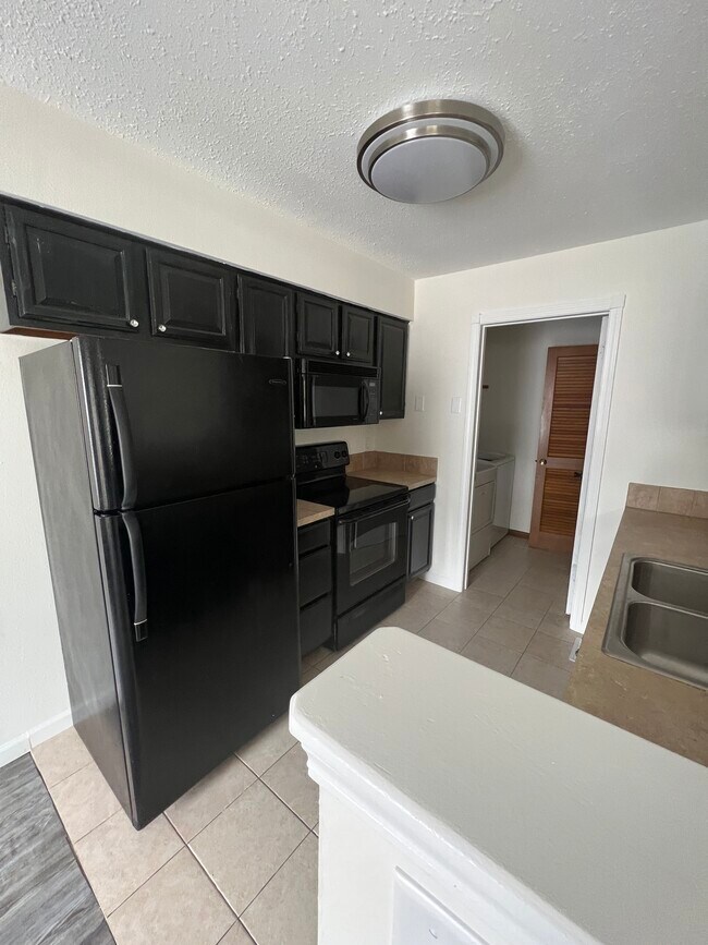 Foto del edificio - 1717 S Cypress St