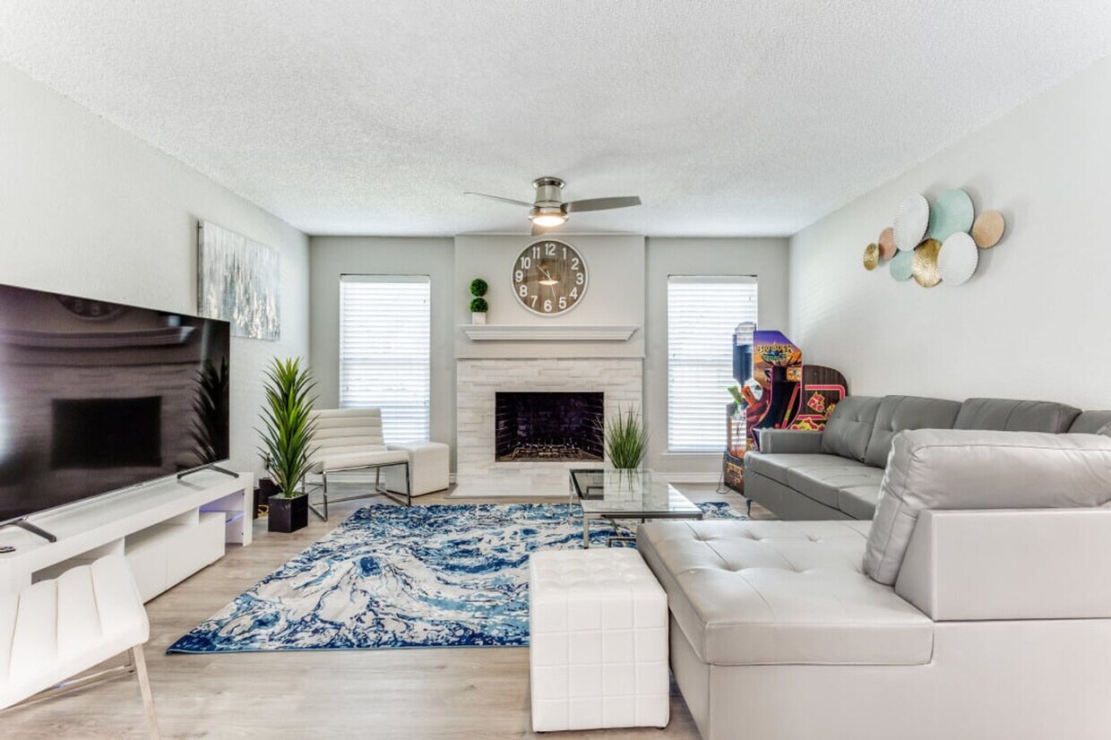 Foto principal - 1513 Reston Dr