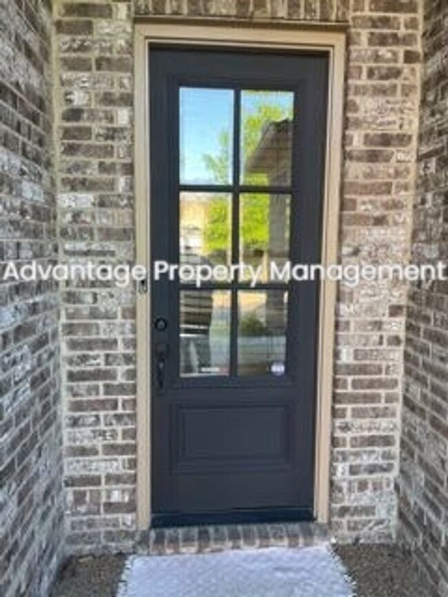 Photo - 1474 Sawmill Creek Ln House