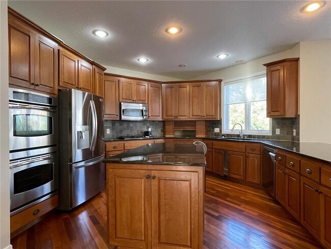 Foto del edificio - 12424 Princeton Ave