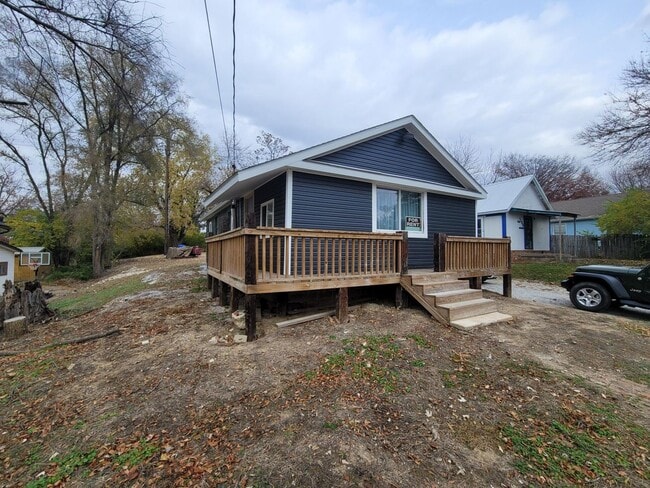 Photo - Centrally Located 1-3BR House